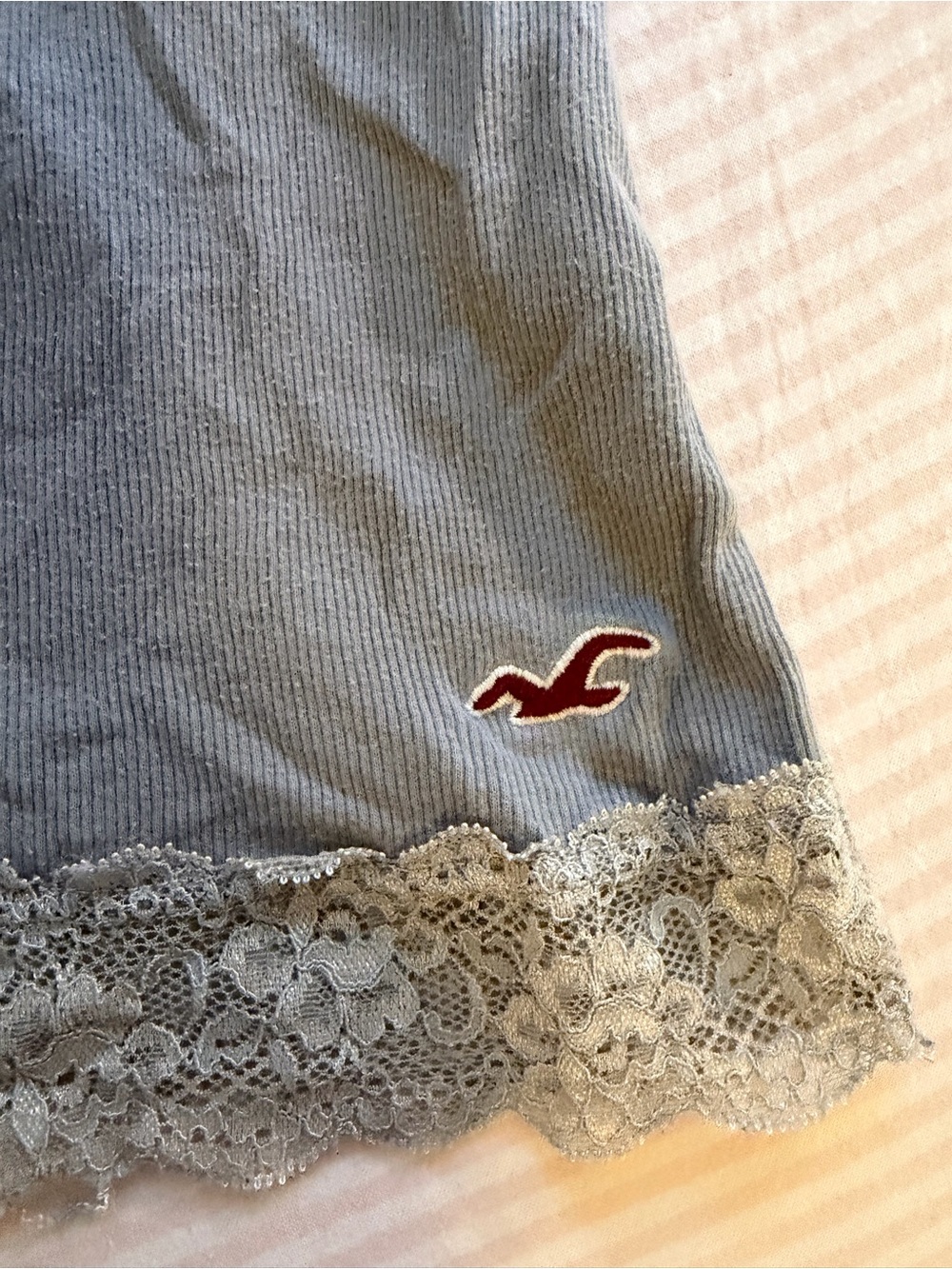 Vintage Hollister Grey Lace Trim Tank Top - Picture 3 of 6
